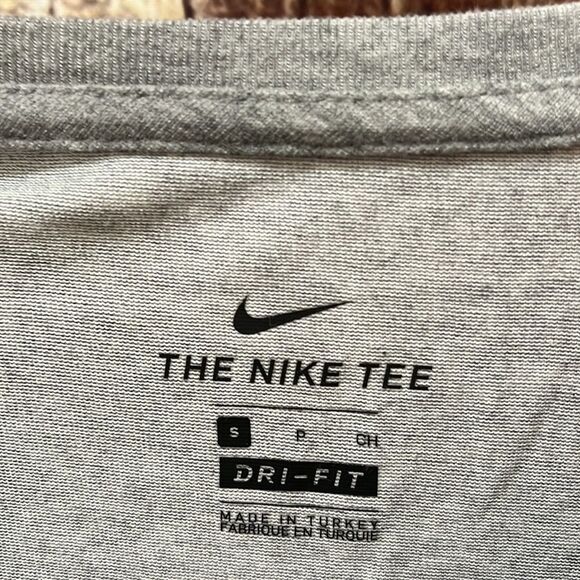 NIKE Gray Tank Top - Picture 5 of 6